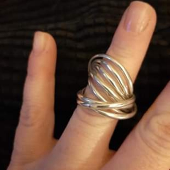 Intertwining ring - Picture 3 of 4